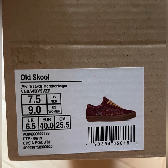 VANSxVIVIENNE WESTWOOD SNEAKERS - Picture 2 of 6